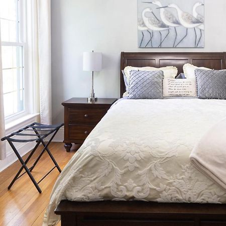 Anneken 1000 Islands B&B Luxury Suites & Spa Brockville Exteriör bild