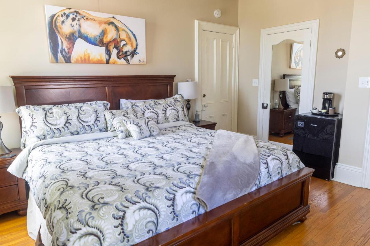 Anneken 1000 Islands B&B Luxury Suites & Spa Brockville Exteriör bild