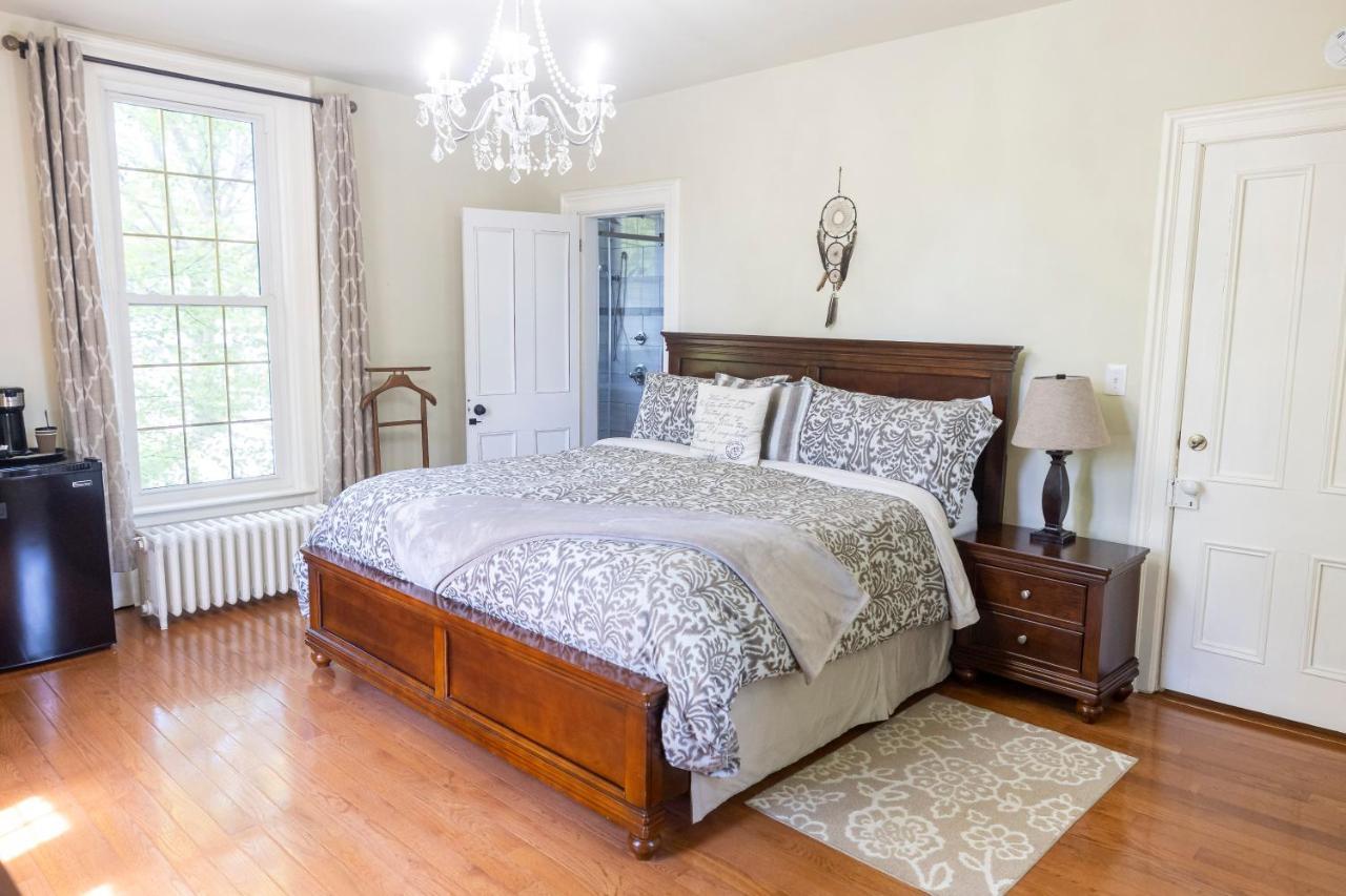 Anneken 1000 Islands B&B Luxury Suites & Spa Brockville Exteriör bild